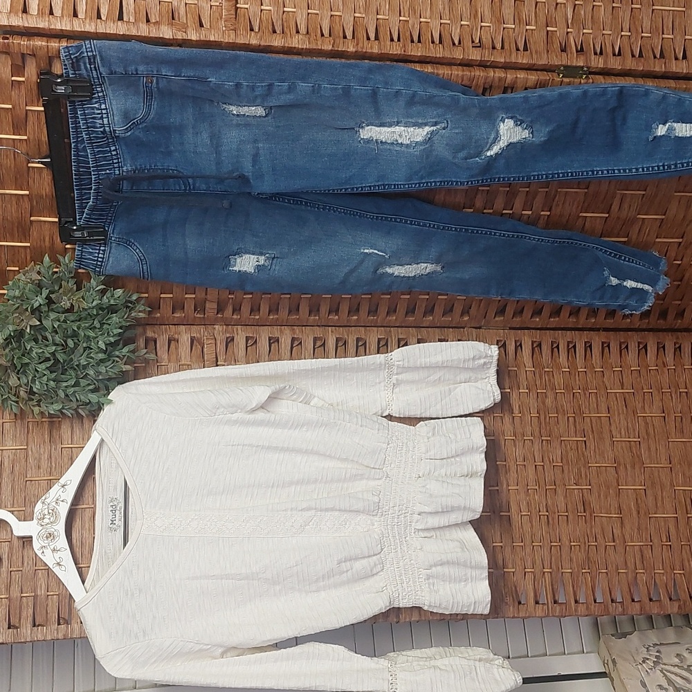 Girls Outfit 14/16 Justice Jeans, Mudd Boho Top